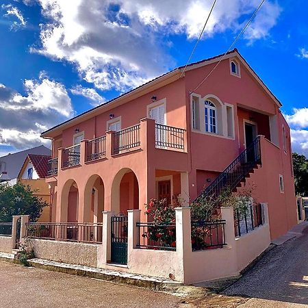 カラヴォミロス Melissani Houseヴィラ エクステリア 写真